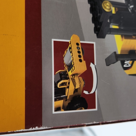 MEGA BLOKS 2013 AMERICAN BUILDERS CAT ROADBUILDING UNIT 332 PCS AGES 5+ #97805 - Picture 6 of 7